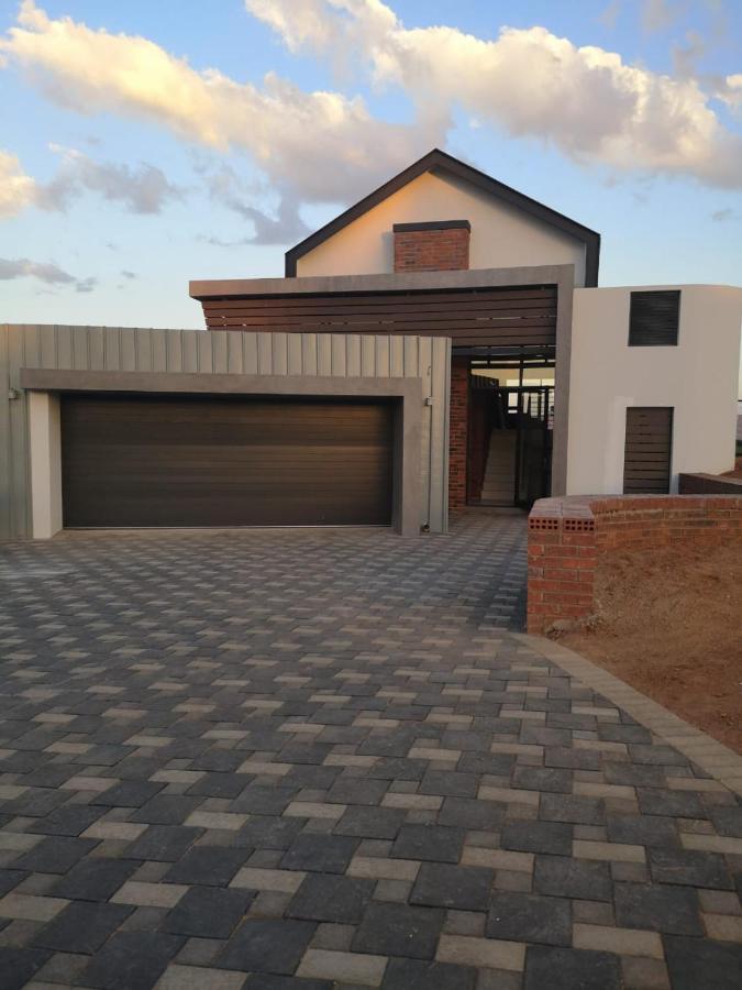 Villa Highland Gate House 1023 Dullstroom Esterno foto